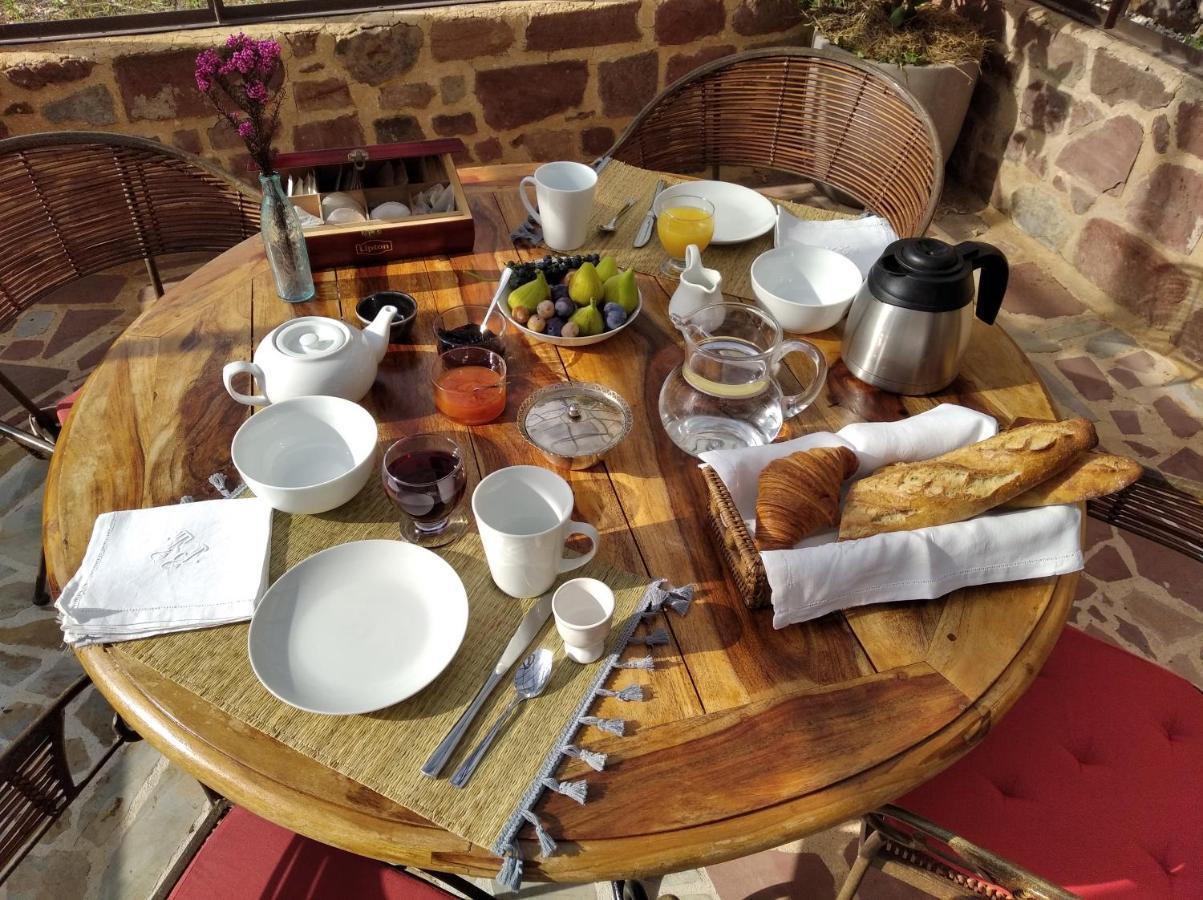 コロンジュ＝ラ＝ルージュ Le Palmier D'Alice Bed & Breakfast エクステリア 写真